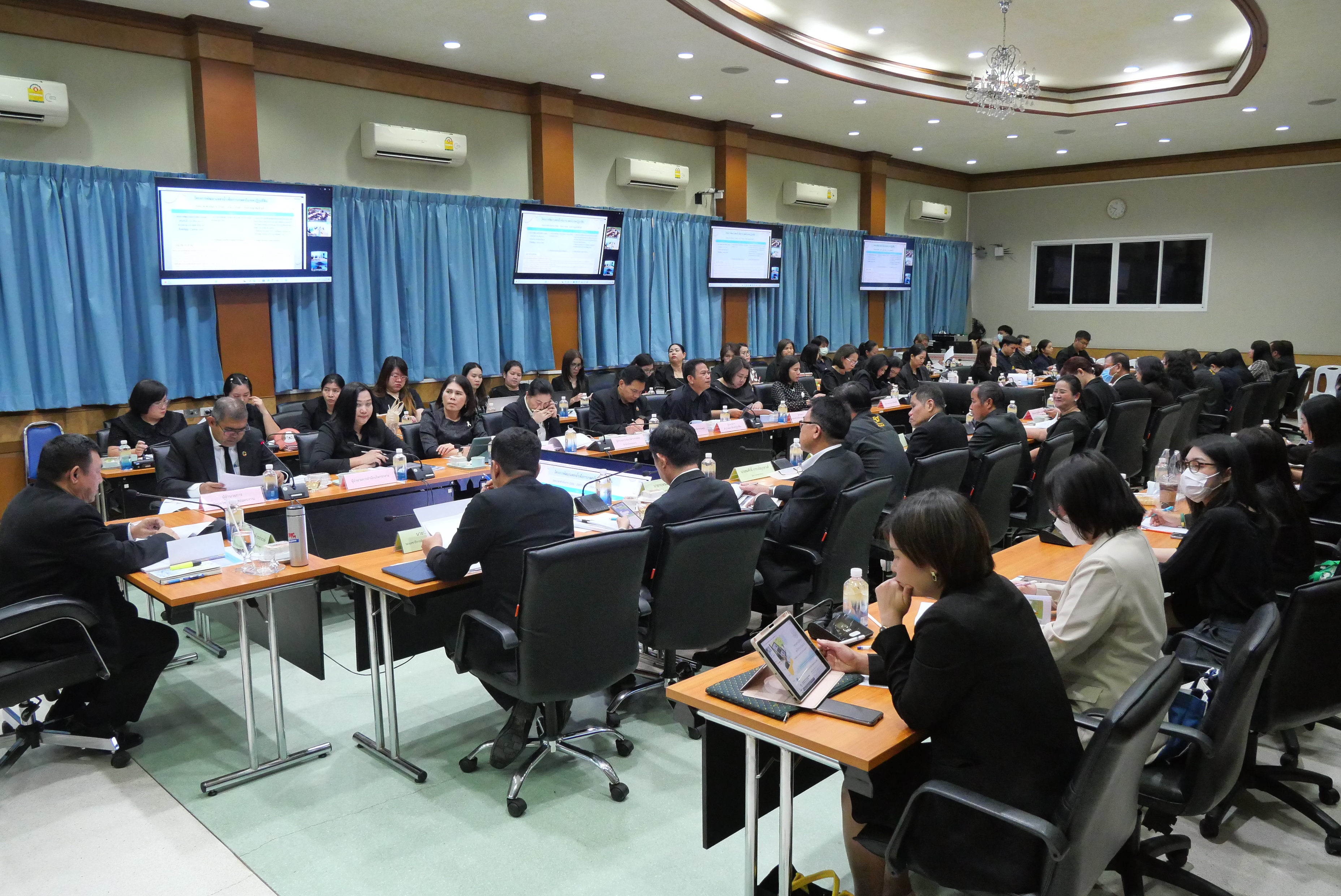 title - ประชุมคณะทำงานติดตามเร่งรัดการใช้จ่ายเงินงบประมาณประจำปีงบประมาณ พ.ศ. 2569 ของสำนักงานการปฏิรูปที่ดินเพื่อเกษตรกรรม ครั้งที่ 8/2568